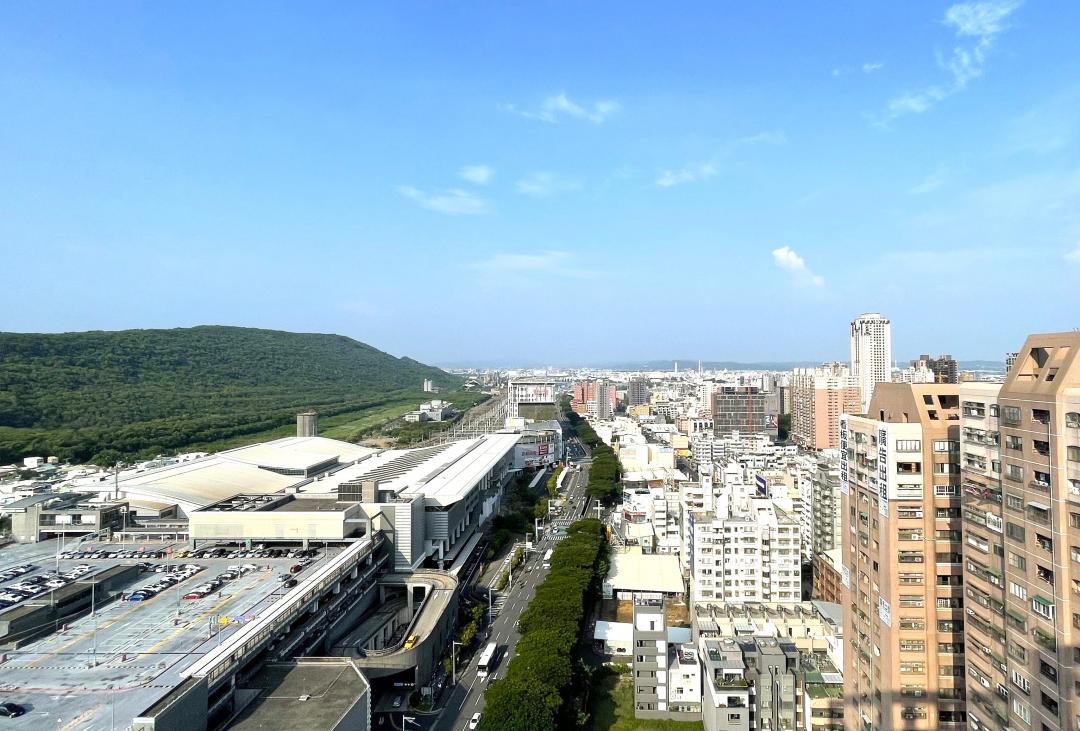 「左營高鐵科技之心公辦都市更新案」成功招商國揚集團與國城集團，將朝科技門戶發展。