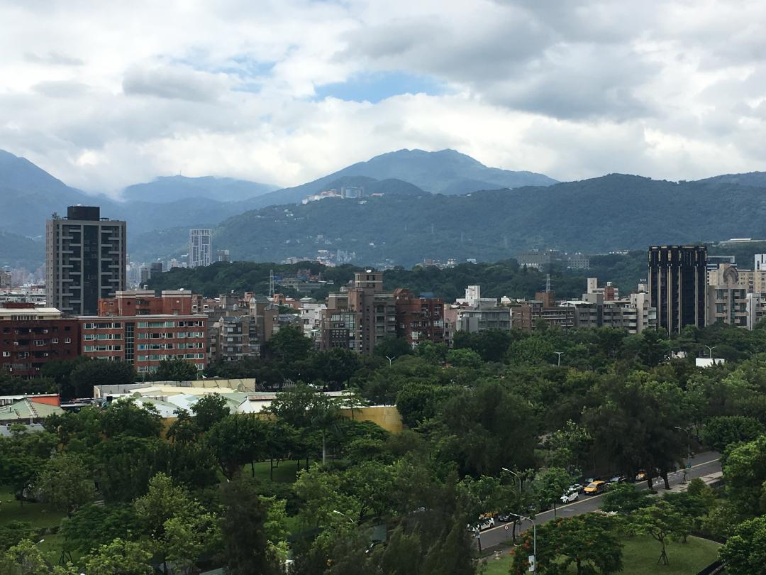 文化大學位在陽明山上，學校周邊租客以學生為主。(圖/台灣房屋提供)