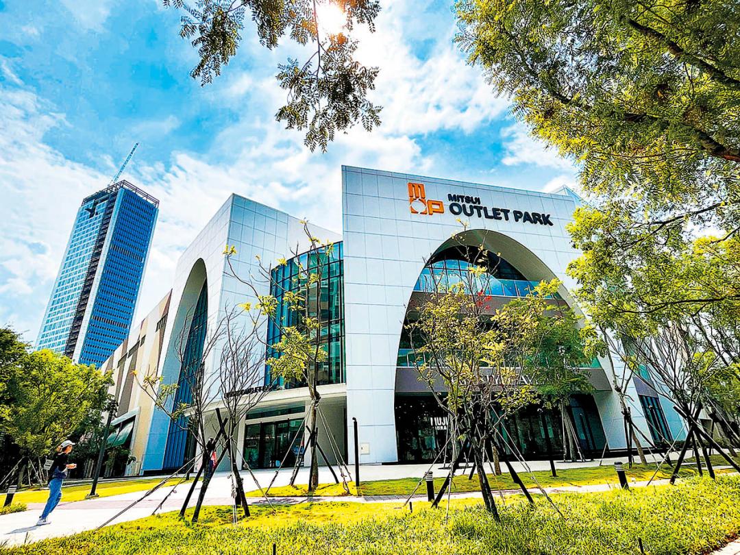 三井OUTLET一期、與去年開幕的二館,兩館合計達300家專櫃。