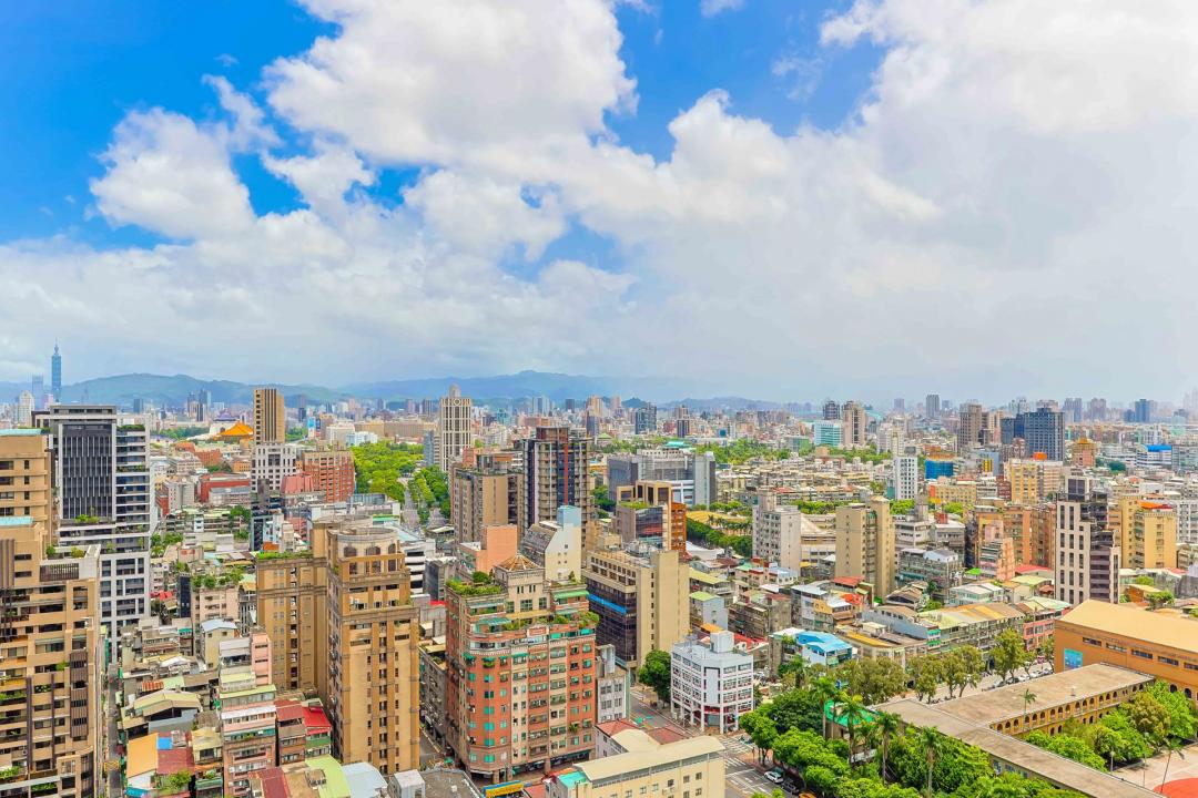 專家表示,善用新青安和自購住宅貸款利息補貼政策,能夠減輕購屋族負擔壓力。(永慶、房屋提供)