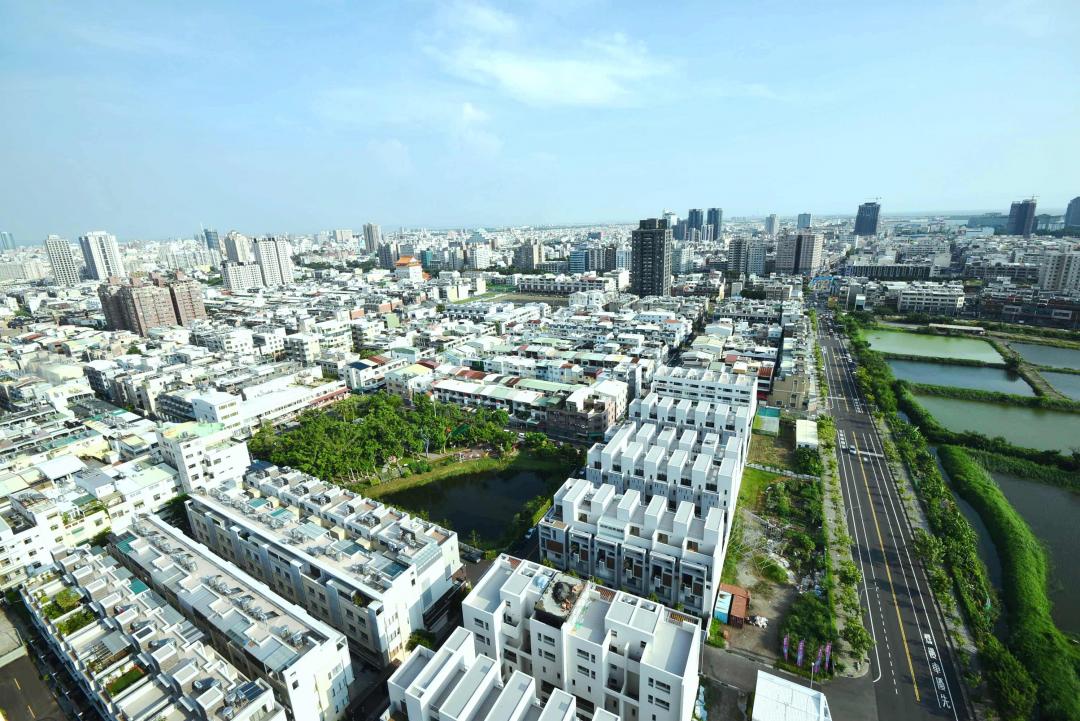 每年8月31日是地價稅「納稅義務基準日」，每年9月22日為地價稅「特別稅率及減免稅地申請截止日」，牢記這二個日期，節省地價稅的機會更高！