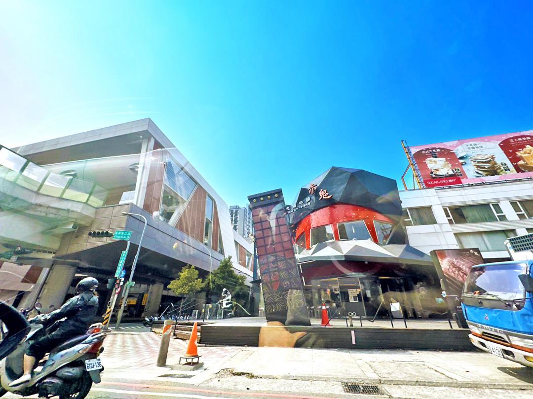 崇德商圈機能豐沛。