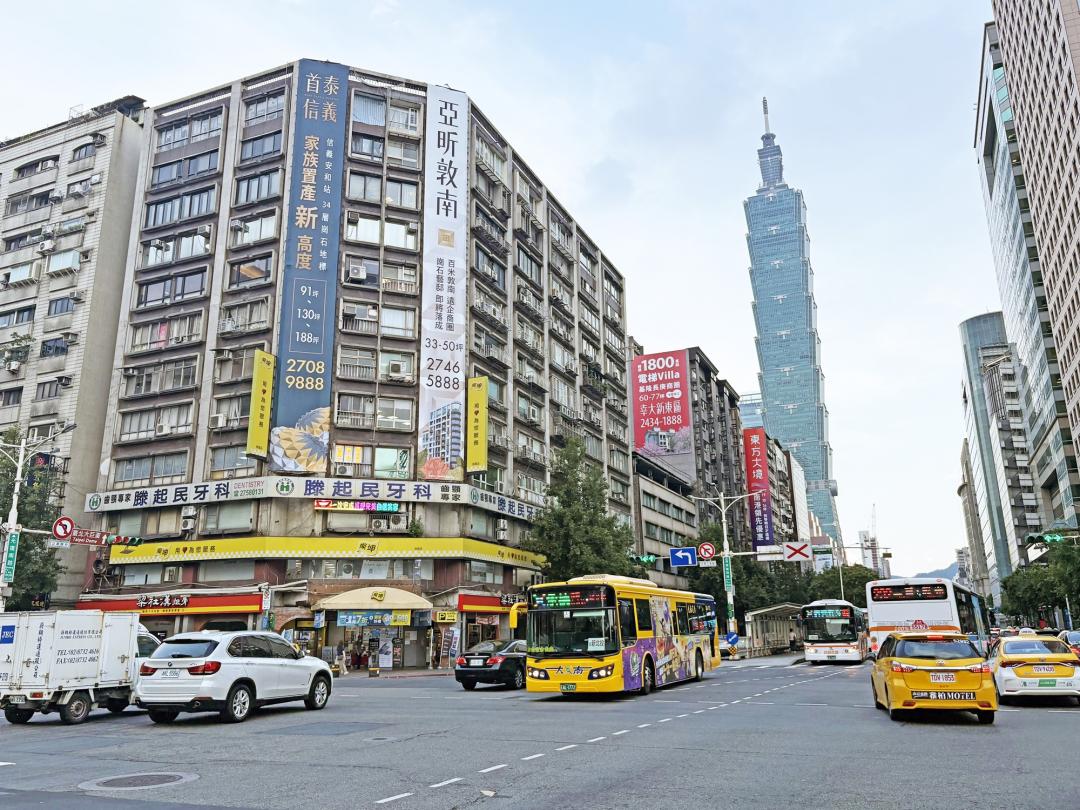 2025年928檔期七都推案總銷金額年減近3成。