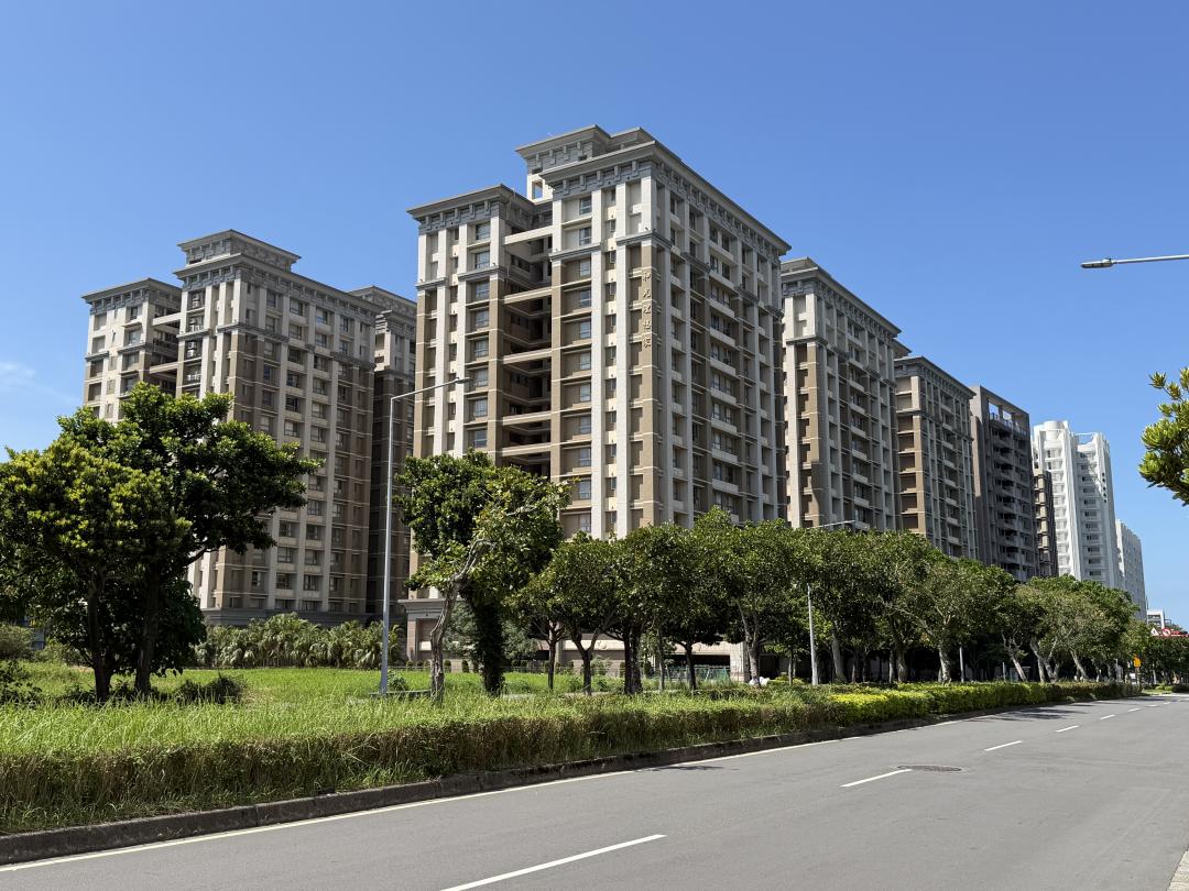 六都9月「建物買賣移轉棟數」合計為16,075棟，月減3.5%，前9月合計僅15萬多棟，創史上第四低量。（記者朱語蕎攝）