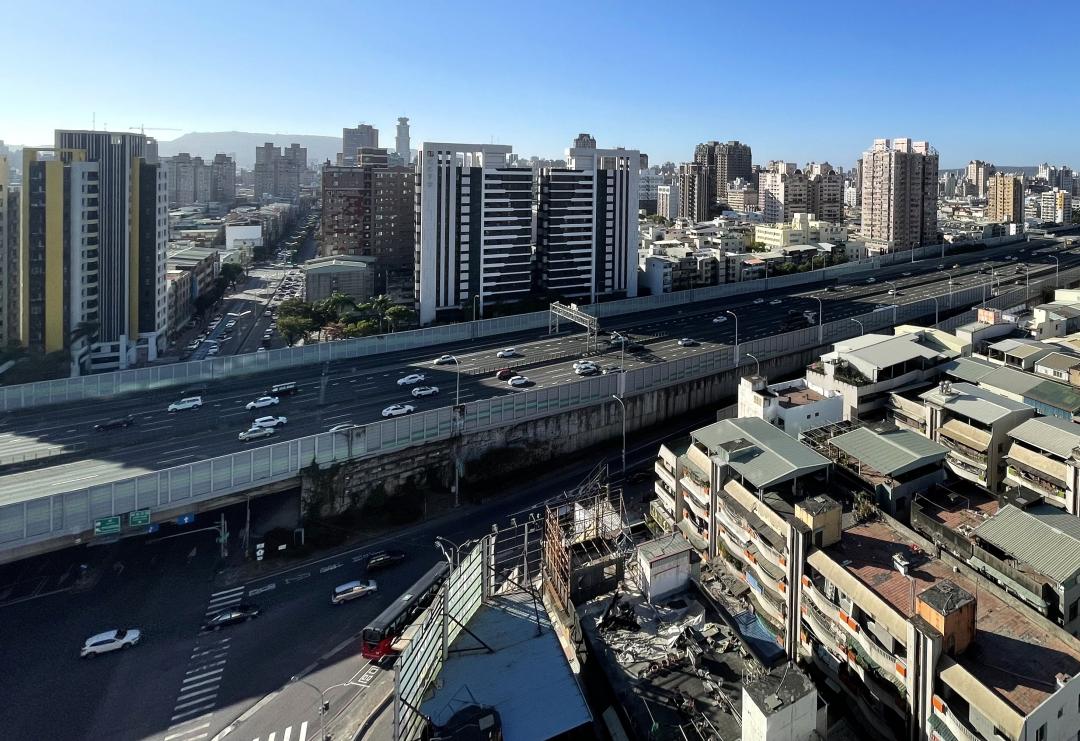 生活圈迅速連結中山高九如交流道。