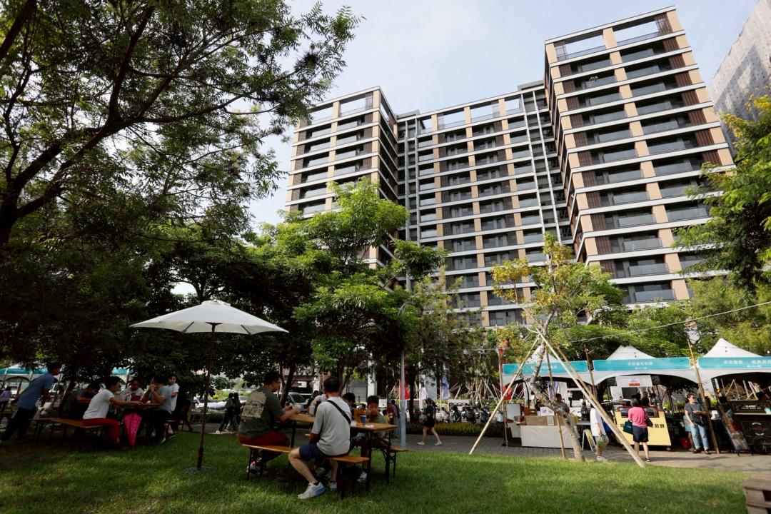 面對崇賢公園的綠意景觀宅，房價支撐度高，去化表現穩定。(圖:業者提供)