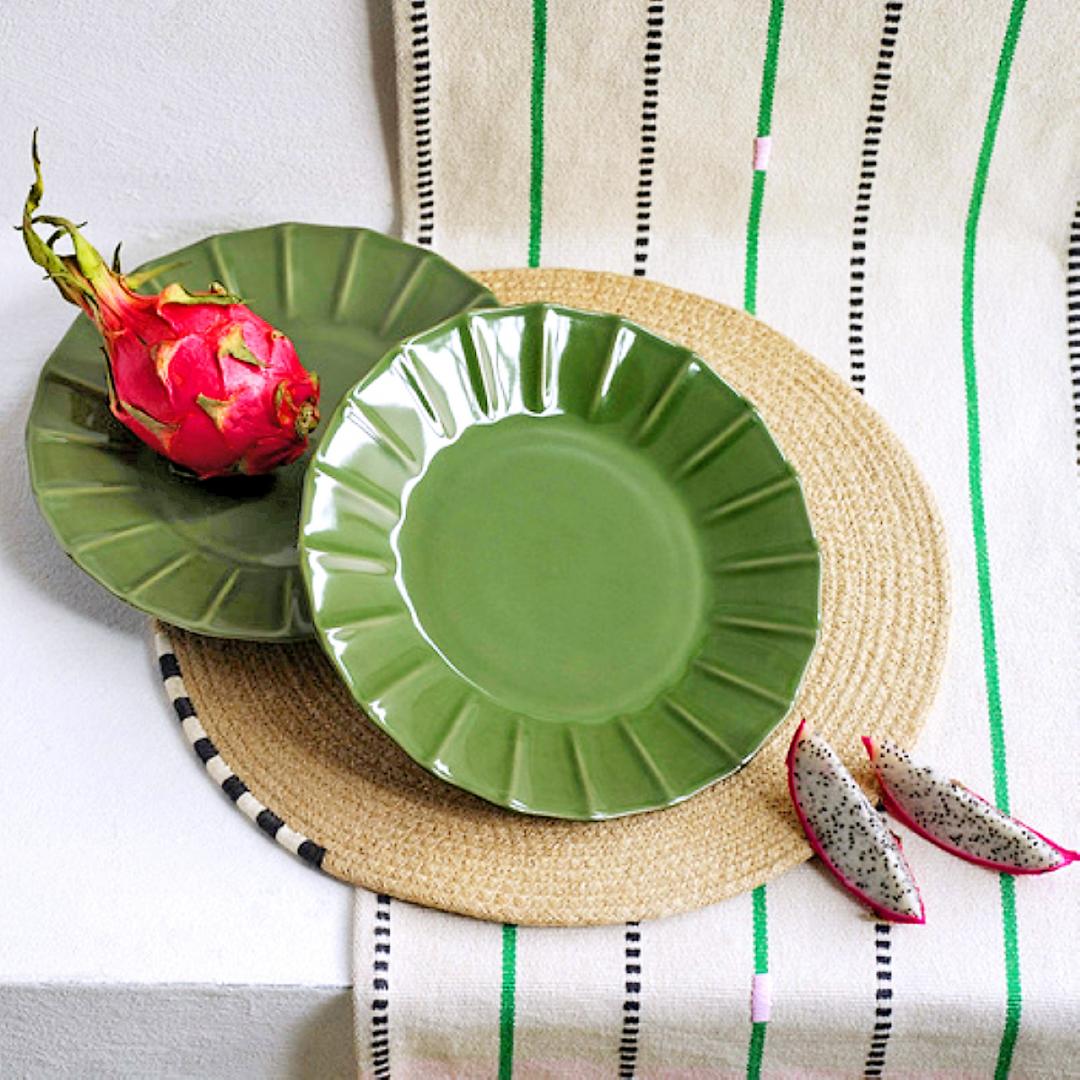 秋分過後台灣正式進入季節交替期，相較於夏日的輕盈氛圍，秋天的家居空間更需要安定與層次感。(圖/IKEA提供)