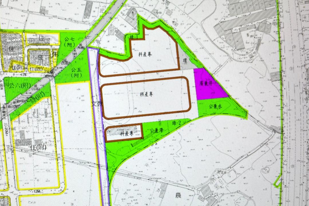 經濟部園管局編製「仁武科技產業園區設置計畫書」經行政院核定，於永達技術學院(仁武校區)退場校地，設置仁武科技產業園區，高市府也配合推動都計變更，將原校區7.35公頃文教區，將變更為仁武科技產業專用區。(圖:翻攝高市府都市計畫書)
