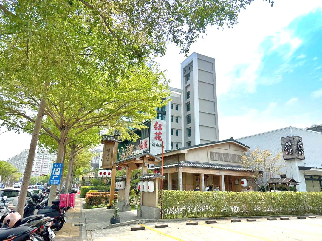 公益商圈機能完善,餐飲與採買選擇豐富。