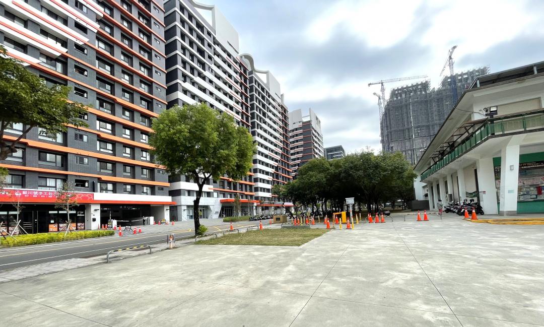 永康東橋重劃區，坐擁鐵路地下化延伸、捷運藍線與砲校遷建等三大建設，未來受建設拉抬應最顯著。