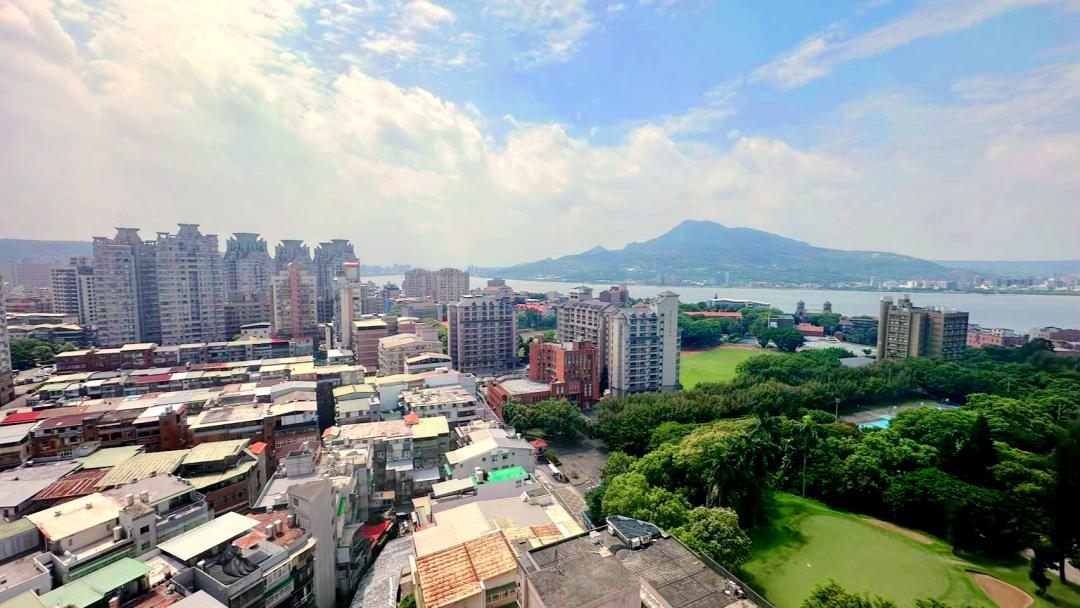 新北市年薪百萬內40歲以下青年所青睞的前十大購屋熱區，其中淡水區最受歡迎。（永慶房屋提供）