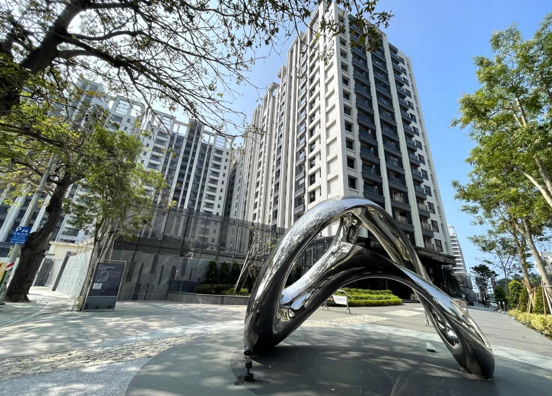 變電所室內化與全包覆改善，周圍房價也大幅增值。