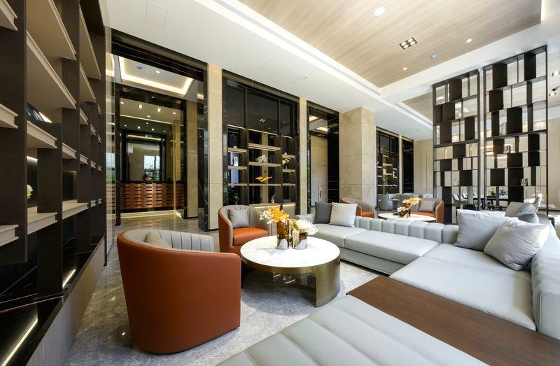 「鳳凰悦」社區公設也規劃健身房、交誼廳、視聽室、閱讀區等。(圖:業者提供)