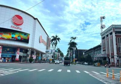 屏東太平洋百貨2度蟬聯地王  土地公告現值每坪約67.4萬  商圈房價坐3見4