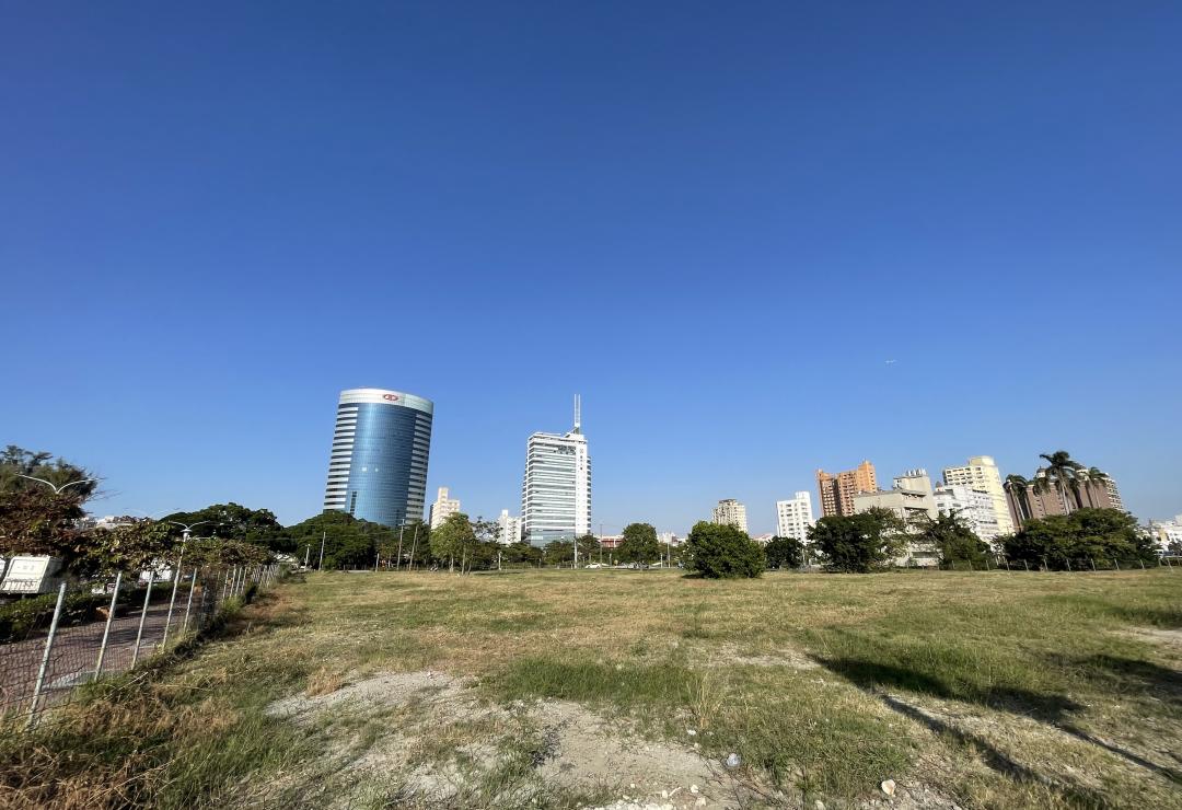 運河星鑽特區位居市區精華地段，吸引品牌建商紛紛進場規劃高質感大樓。