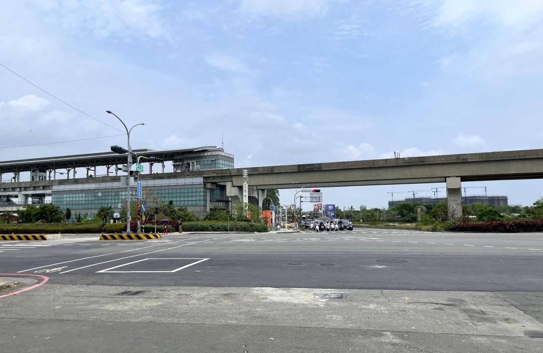 高科大第一校區生活圈迅速連結捷運紅線R22青埔站。