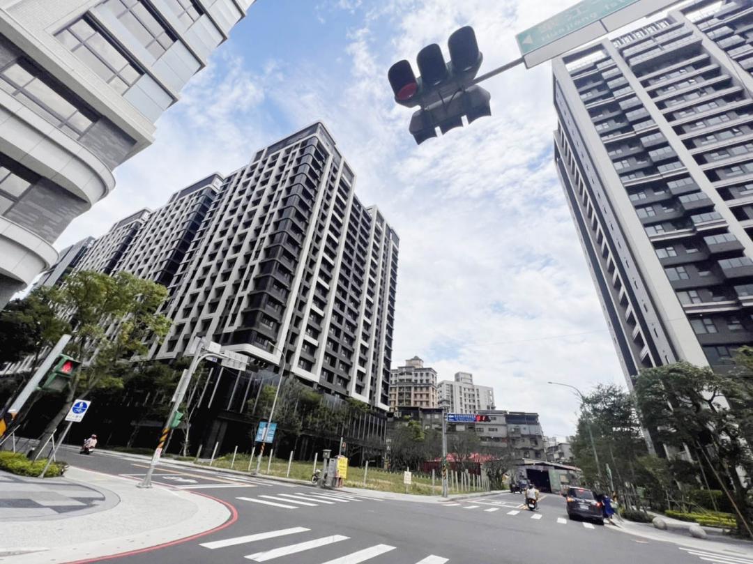 台積電持續擴大投資版圖，不只牽動科技產業鏈，也正悄悄改變房地產與傳統產業的生存環境。(圖/資料照)