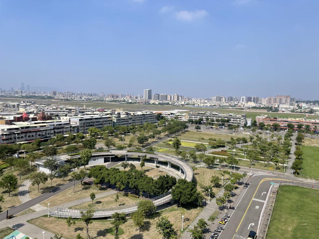 小港森林公園一帶營造優質綠意環境，成為高質感大樓推案新熱區。