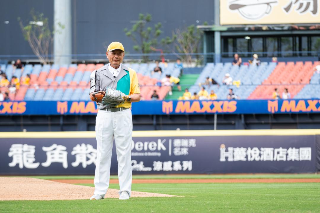 舜元建設董事長林逸民本身也是資深棒球迷，將個人熱愛轉化為品牌精神的一環。(圖/舜園建設提供)