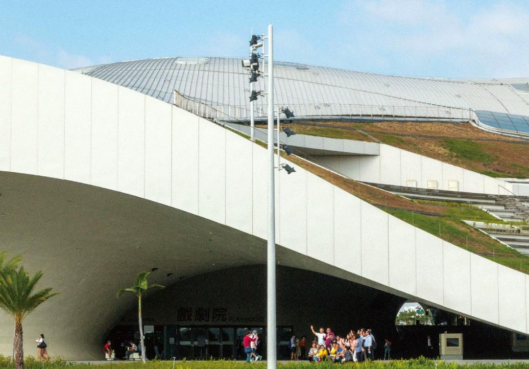 「御上立騰」可迅速串連衛武營國家藝術文化中心，與預計2026年底開幕的三井LaLaport百貨賣場，持續吸引苓雅、三民、鳳山等自住型買家。(圖:業者提供)