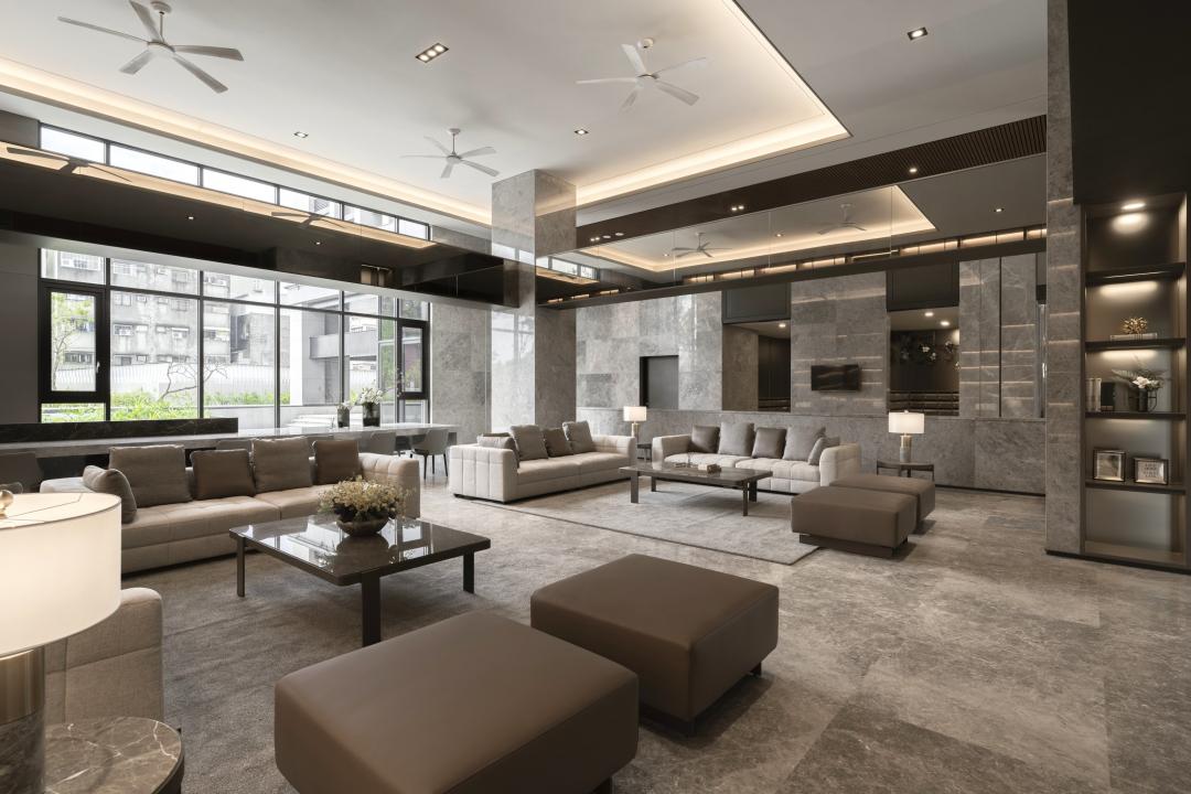 「聯上ME悅」的社區一樓門廳，移植飯店式規劃內容，展現門面氣派尊貴氛圍，公設安排交誼廳等優質休閒空間。(圖:業者提供)