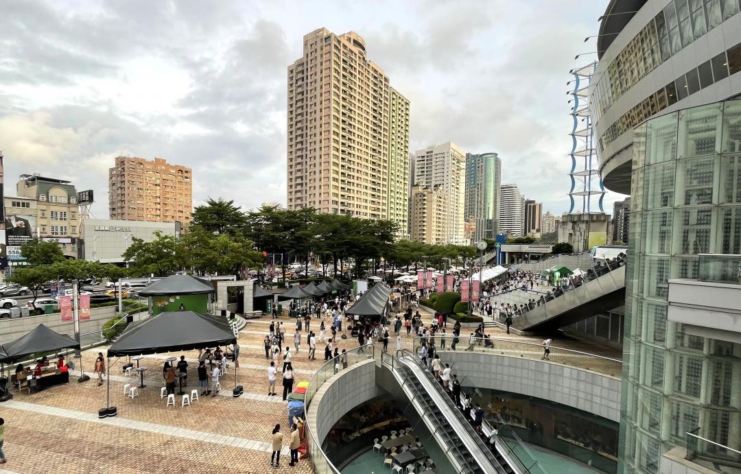 高雄3月房屋買賣移轉月增9成  蛋白區推案讓利動作大  蛋黃區量縮仍穩守價