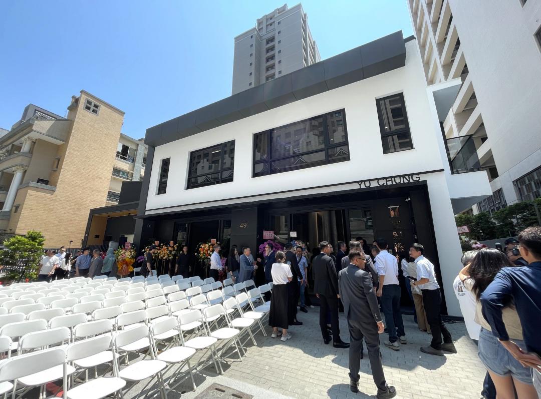 友眾機構今(10)日正式啟用位於美術南五街的全新企業總部，為一地上3層樓建築，總建坪達245坪，成為整合旗下動畫與室內設計等事業體，與推動未來成長的重要據點。
