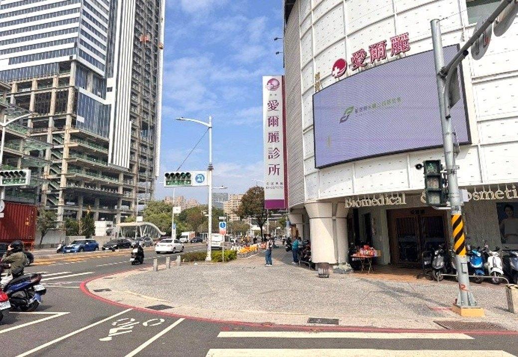 高雄二大捷運、輕軌轉乘站人潮多  將設示範遮陽設施  站區人潮效應房價有撐