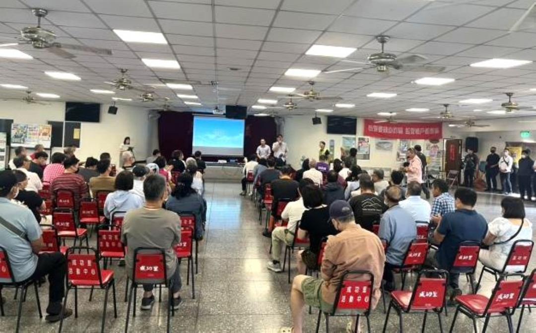 南市府也展開4期協議價購會議，不少地主與民眾關心未來工程施工、通車後可能造成之空氣污染、噪音等議題。(圖:南市府工務局提供)