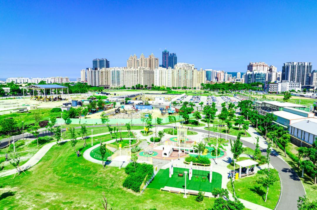 亞灣區重劃開發成果驚人  公園首排景觀輕豪宅現身