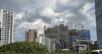 央行解除建商「限期動工」！Q4房市有救了？專家曝：仍得降價讓利