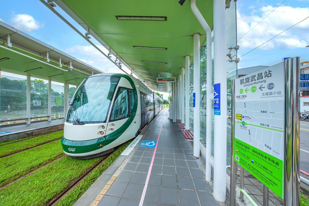 車行約5~6分鐘即達輕軌凱旋武昌站、凱旋二聖站。(圖/業者提供)