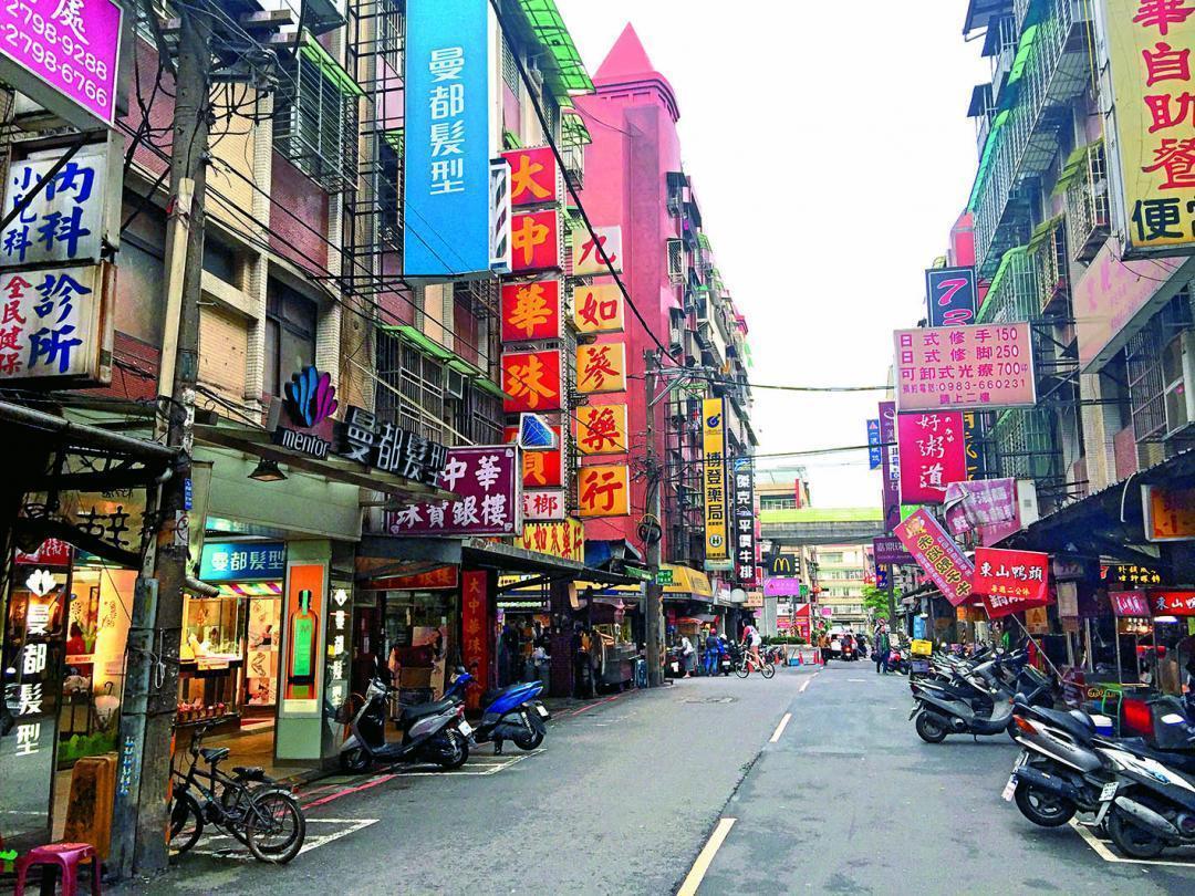 台北市店面月租金中位數仍居六都之冠，約為新北市的1.6倍、台南市的3倍。（資料照）