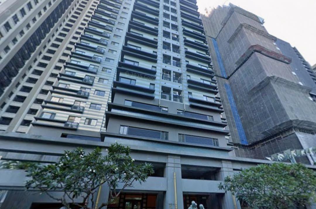 台中七期豪宅社區「市政交響曲」出現法拍屋，歷經一拍、二拍流標後，第三拍底價大砍至1,241萬元，僅剩最初底價的64折。(圖/取自GOOGLE街景)