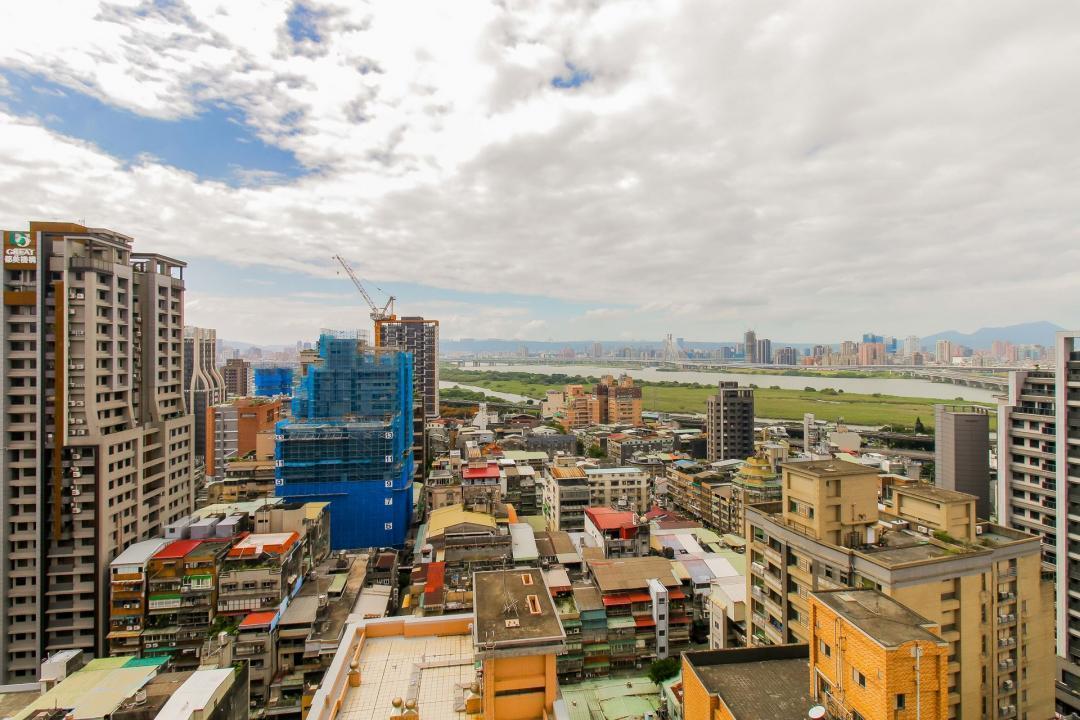 股市熱、消費旺　房市卻唱反調！央行鬆綁房貸後...買方仍不領情？