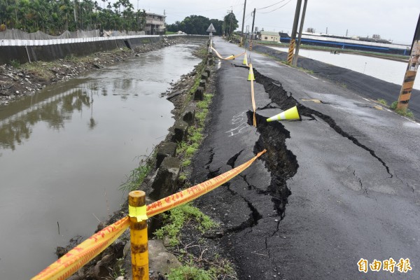 萬丹大排堤防道路崩塌鄉公所封路 生活 自由時報電子報