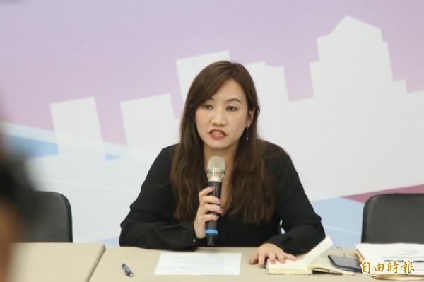 高雄市新聞局長王潛秋證實，邀請阿諾來訪的計畫已經暫停。（資料照）