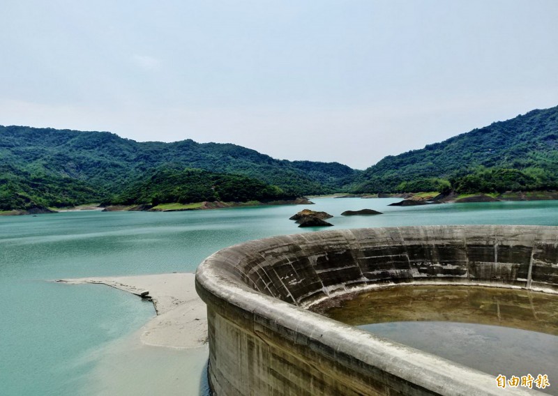 清晨大雨下錯地方…曾文水庫水位只上升4公分 - 生活 - 自由時報電子報