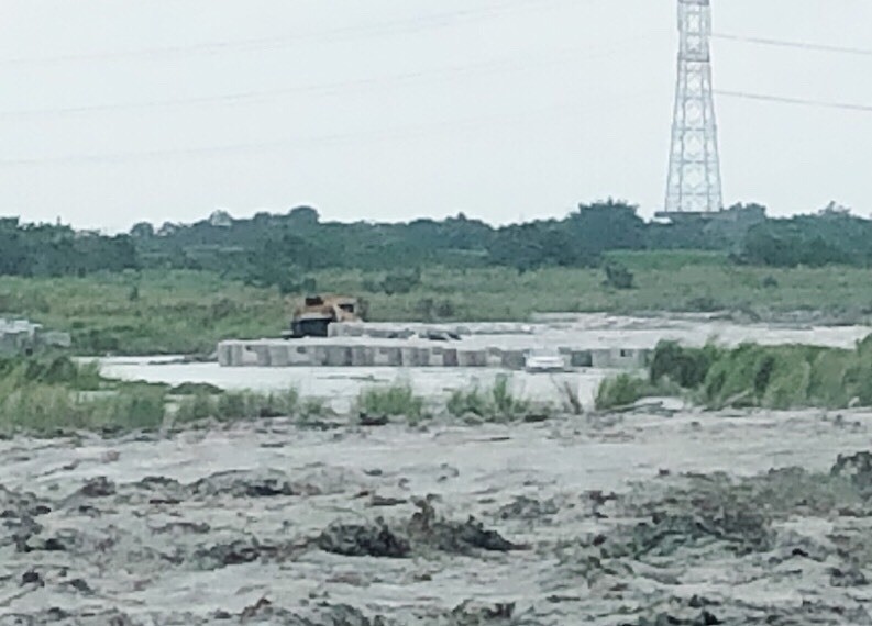 æ´é¨é ææ¿æ°´æºªæ°´æ´æ¼²ï¼å³åºæ°ç¾åå°æ²æ´²ï¼å¹¸å¹³å®ç²æãï¼æ¶é²å±æä¾ï¼