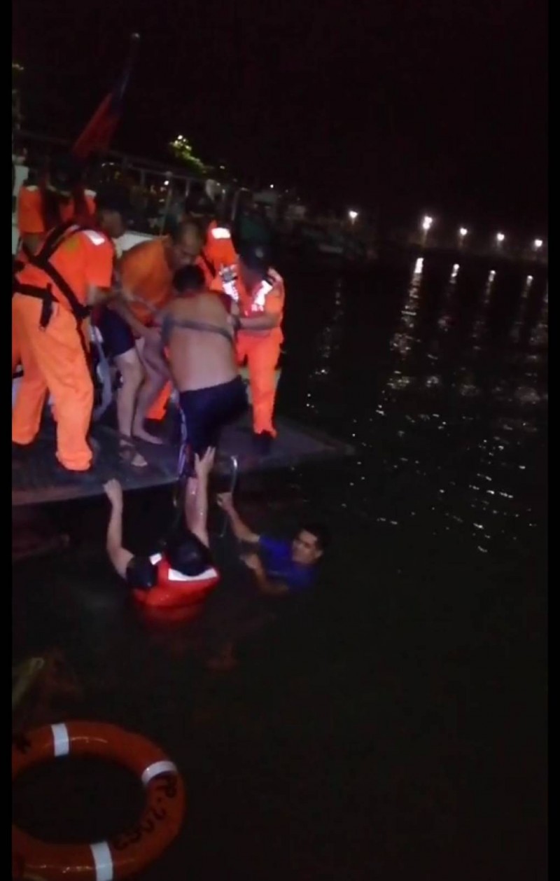 æµ·å·¡äººå¡ç¥åè·³æµ·æäººãï¼è¨èé³å½¥å»·ç¿»æï¼