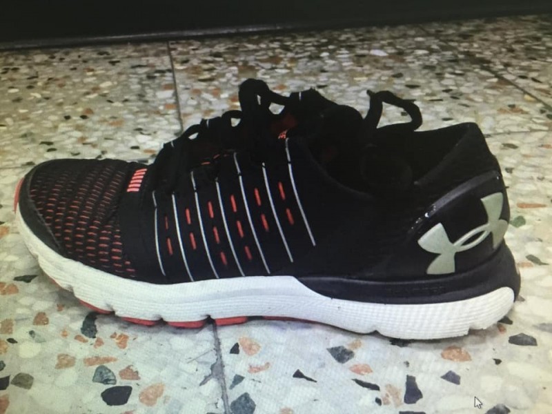 å¥³å­èº«ä¸æªå¸¶è­ä»¶ï¼è­¦æ¹åºç¤ºå¥³å­ç©¿çè·éï¼ç±²è«æ°ç¾æä¾æ­»èèº«åãï¼è¨èé³å&nbsp;åç¿»æï¼