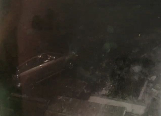 民眾監視器拍到,休旅車凌晨3點多開到太平新興一街、太順路口旁的空地。(記者陳建志翻攝) 民眾監視器拍到,休旅車凌晨3點多開到太平新興一街、太順路口旁的空地。(記者陳建志翻攝)