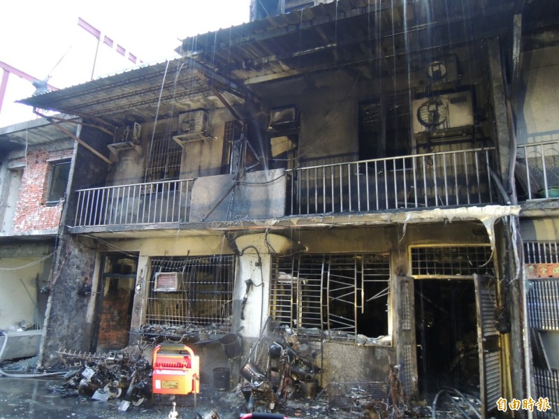 冬山鄉暗夜惡火造成2死5人輕重傷，圖為發生大火的民宅。（記者江志雄攝）