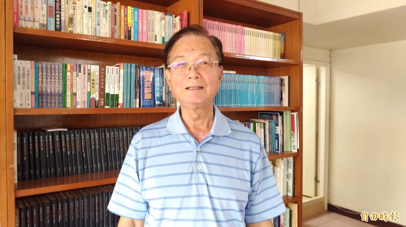 陳定南教育基金會董事長林光義（如圖），稱讚陳定南堅持不落款，在地方上立下典範。（記者江志雄攝）