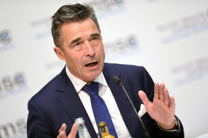北約前秘書長、丹麥前首相拉斯穆森(Anders Fogh Rasmussen)在英國《衛報》上發表文章,表示中國對香港民主運動鎮壓,看到中國與民主無法共容,呼籲歐盟領導層應該放棄迎合中國,維護台灣民主體制。(路透資料照) 北約前秘書長、丹麥前首相拉斯穆森(Anders Fogh Rasmussen)在英國《衛報》上發表文章,表示中國對香港民主運動鎮壓,看到中國與民主無法共容,呼籲歐盟領導層應該放棄迎合中國,維護台灣民主體制。(路透資料照)