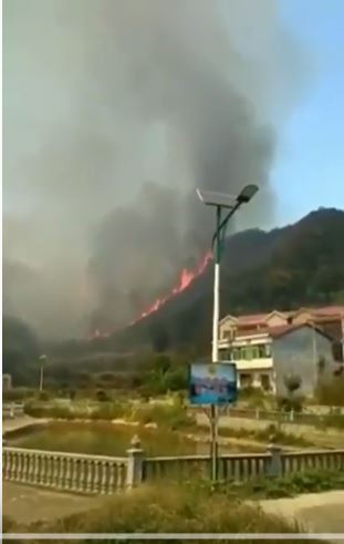 江西盧山發生森林大火，連燒3天。（圖擷取自網路）