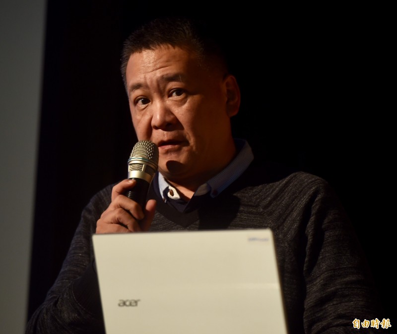 宋楚瑜資深文膽、身兼親民黨立院黨團副主任及文宣部副主任吳崑玉也傳出因反對宋訪中而提辭職，他受訪時證實已離職，但不願多談，還說「不想傷害老東家」。（資料照）