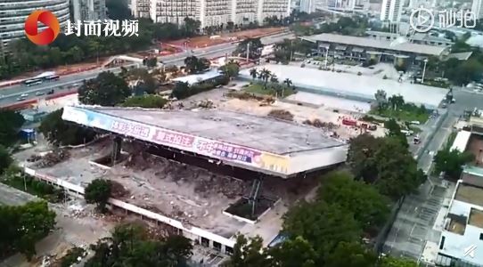 中國深圳一處體育中心今（8）日上午發生坍塌意外，已有3人死亡。（圖擷取自微博）