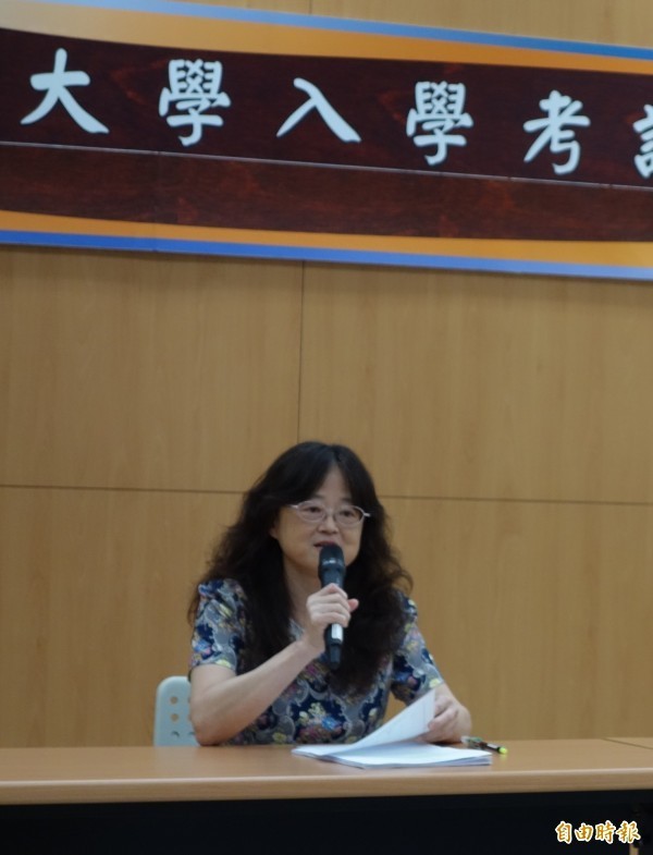 大考中心副主任黃璀娟表示，大考中心已請承辦指考的分區學校，特別注重環境清潔消毒。（資料照）