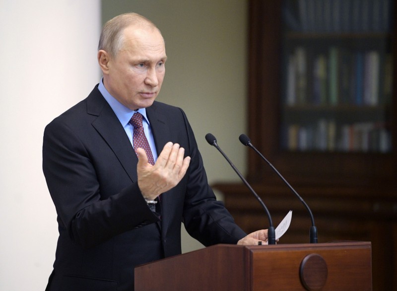 克姆林宮今（24）日發出聲明表示，俄羅斯總統普廷（Vladimir Putin）已簽署了一道行政命令，將加速東烏克蘭叛軍控制地區頓內次克（Donetsk）以及盧干斯克（Luhansk）居民申請俄國護照的速度。（路透）